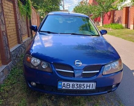 Синий Ниссан Альмера, объемом двигателя 1.5 л и пробегом 235 тыс. км за 3800 $, фото 2 на Automoto.ua