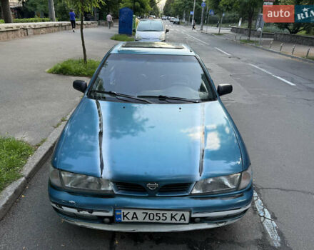 Синий Ниссан Альмера, объемом двигателя 1.4 л и пробегом 150 тыс. км за 2000 $, фото 2 на Automoto.ua