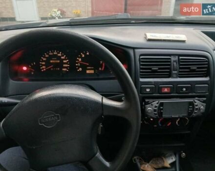 Синій Ніссан Альмера, об'ємом двигуна 1.4 л та пробігом 295 тис. км за 2650 $, фото 3 на Automoto.ua