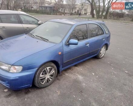 Синій Ніссан Альмера, об'ємом двигуна 1.4 л та пробігом 323 тис. км за 1800 $, фото 1 на Automoto.ua