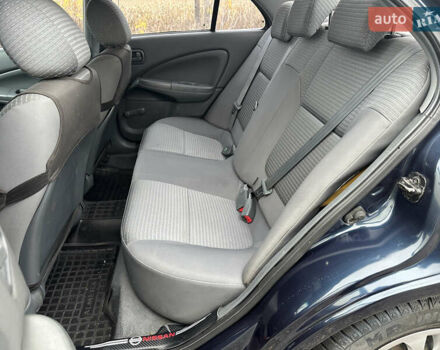 Синий Ниссан Альмера, объемом двигателя 1.6 л и пробегом 236 тыс. км за 5000 $, фото 19 на Automoto.ua