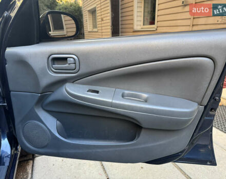 Синий Ниссан Альмера, объемом двигателя 1.6 л и пробегом 160 тыс. км за 5700 $, фото 7 на Automoto.ua