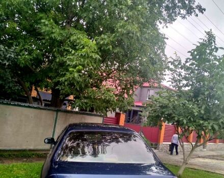 Синий Ниссан Альмера, объемом двигателя 1.6 л и пробегом 250 тыс. км за 3300 $, фото 2 на Automoto.ua