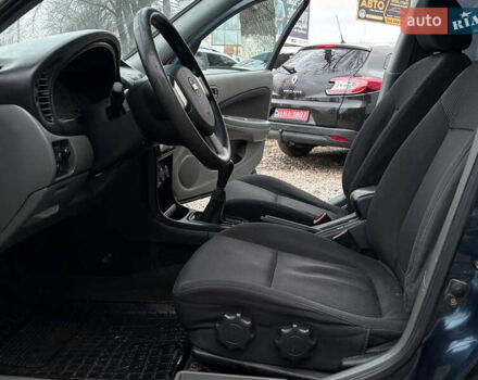 Синій Ніссан Альмера, об'ємом двигуна 1.6 л та пробігом 191 тис. км за 4100 $, фото 8 на Automoto.ua