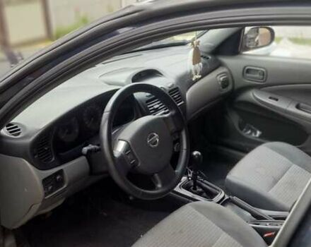 Синий Ниссан Альмера, объемом двигателя 1.6 л и пробегом 216 тыс. км за 3999 $, фото 3 на Automoto.ua