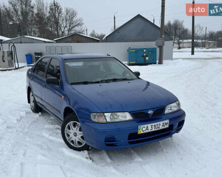 Синій Ніссан Альмера, об'ємом двигуна 1.6 л та пробігом 400 тис. км за 2550 $, фото 1 на Automoto.ua