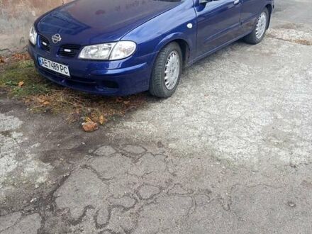 Синий Ниссан Альмера, объемом двигателя 2.2 л и пробегом 330 тыс. км за 3300 $, фото 1 на Automoto.ua