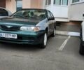 Зеленый Ниссан Альмера, объемом двигателя 1.4 л и пробегом 300 тыс. км за 1550 $, фото 1 на Automoto.ua