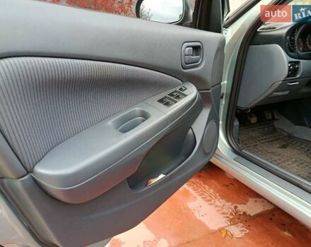 Зеленый Ниссан Альмера, объемом двигателя 1.6 л и пробегом 191 тыс. км за 5700 $, фото 12 на Automoto.ua