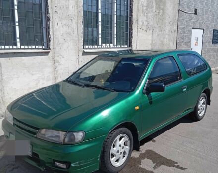 Зелений Ніссан Альмера, об'ємом двигуна 1.4 л та пробігом 360 тис. км за 1800 $, фото 1 на Automoto.ua