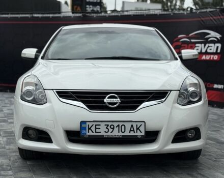 Белый Ниссан Альтима, объемом двигателя 2.5 л и пробегом 155 тыс. км за 7999 $, фото 5 на Automoto.ua