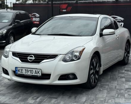 Белый Ниссан Альтима, объемом двигателя 2.5 л и пробегом 155 тыс. км за 7999 $, фото 6 на Automoto.ua