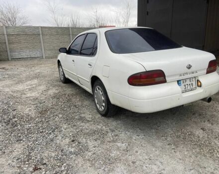 Белый Ниссан Альтима, объемом двигателя 2 л и пробегом 234 тыс. км за 1400 $, фото 4 на Automoto.ua