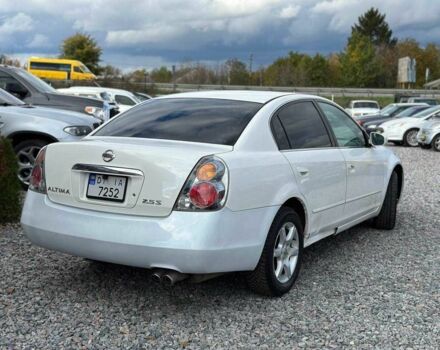 Білий Ніссан Альтіма, об'ємом двигуна 2.5 л та пробігом 200 тис. км за 3399 $, фото 1 на Automoto.ua