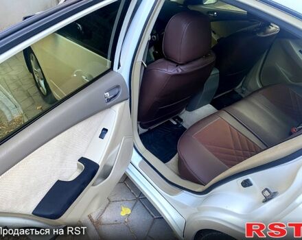 Білий Ніссан Альтіма, об'ємом двигуна 2.5 л та пробігом 220 тис. км за 5700 $, фото 2 на Automoto.ua