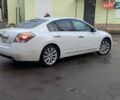 Белый Ниссан Альтима, объемом двигателя 2.5 л и пробегом 140 тыс. км за 6500 $, фото 9 на Automoto.ua