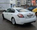 Белый Ниссан Альтима, объемом двигателя 2.5 л и пробегом 140 тыс. км за 6500 $, фото 6 на Automoto.ua