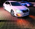 Білий Ніссан Альтіма, об'ємом двигуна 2.5 л та пробігом 300 тис. км за 9750 $, фото 1 на Automoto.ua
