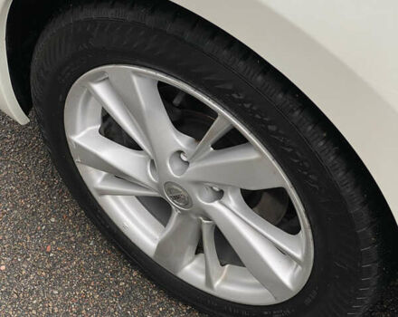 Белый Ниссан Альтима, объемом двигателя 2.5 л и пробегом 185 тыс. км за 8999 $, фото 28 на Automoto.ua