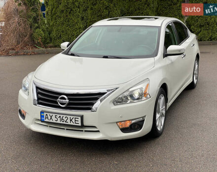 Белый Ниссан Альтима, объемом двигателя 2.5 л и пробегом 185 тыс. км за 8999 $, фото 1 на Automoto.ua