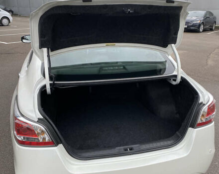 Белый Ниссан Альтима, объемом двигателя 2.5 л и пробегом 185 тыс. км за 8999 $, фото 38 на Automoto.ua