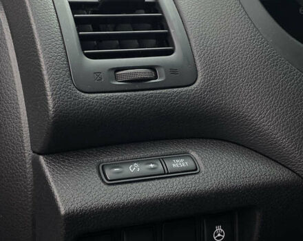 Белый Ниссан Альтима, объемом двигателя 2.5 л и пробегом 185 тыс. км за 8999 $, фото 47 на Automoto.ua