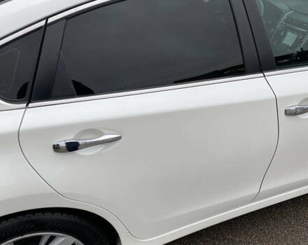 Белый Ниссан Альтима, объемом двигателя 2.5 л и пробегом 185 тыс. км за 8999 $, фото 18 на Automoto.ua