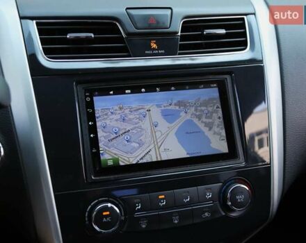 Белый Ниссан Альтима, объемом двигателя 2.5 л и пробегом 249 тыс. км за 8900 $, фото 17 на Automoto.ua