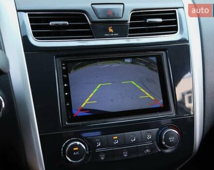 Белый Ниссан Альтима, объемом двигателя 2.5 л и пробегом 249 тыс. км за 8900 $, фото 16 на Automoto.ua