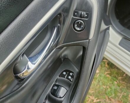 Ниссан Альтима 2015 в Павлограде на Automoto.ua Белый Ниссан Альтима, объемом двигателя 2.5 л и пробегом 241 тыс. км за 9900 $, фото 12 на Automoto.ua