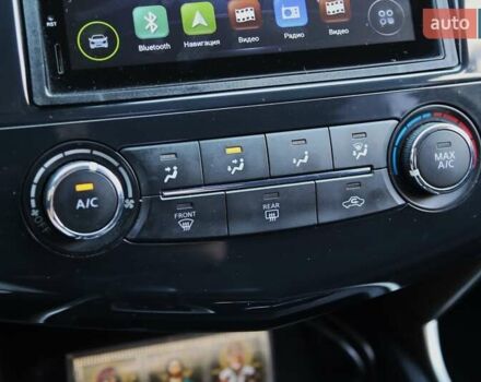 Белый Ниссан Альтима, объемом двигателя 2.5 л и пробегом 249 тыс. км за 8900 $, фото 18 на Automoto.ua