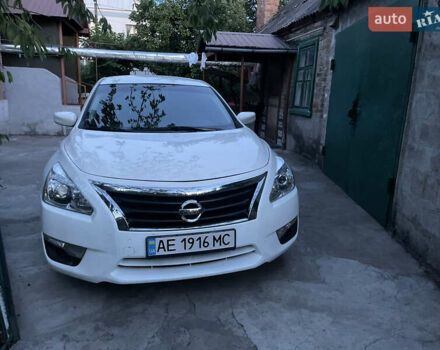 Белый Ниссан Альтима, объемом двигателя 2.5 л и пробегом 120 тыс. км за 9600 $, фото 1 на Automoto.ua
