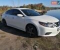 Белый Ниссан Альтима, объемом двигателя 0 л и пробегом 180 тыс. км за 12500 $, фото 10 на Automoto.ua