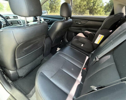 Білий Ніссан Альтіма, об'ємом двигуна 2.49 л та пробігом 192 тис. км за 10200 $, фото 14 на Automoto.ua