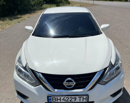 Білий Ніссан Альтіма, об'ємом двигуна 2.49 л та пробігом 192 тис. км за 10200 $, фото 25 на Automoto.ua