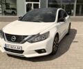 Белый Ниссан Альтима, объемом двигателя 2.5 л и пробегом 160 тыс. км за 12523 $, фото 1 на Automoto.ua
