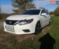Белый Ниссан Альтима, объемом двигателя 0 л и пробегом 180 тыс. км за 12500 $, фото 2 на Automoto.ua