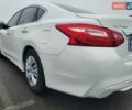 Белый Ниссан Альтима, объемом двигателя 2.49 л и пробегом 163 тыс. км за 9500 $, фото 19 на Automoto.ua