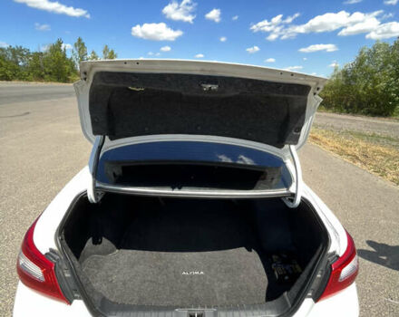 Білий Ніссан Альтіма, об'ємом двигуна 2.49 л та пробігом 192 тис. км за 10200 $, фото 33 на Automoto.ua