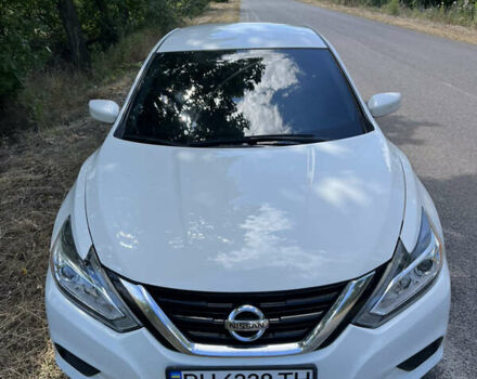 Білий Ніссан Альтіма, об'ємом двигуна 2.49 л та пробігом 192 тис. км за 10200 $, фото 8 на Automoto.ua