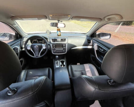 Білий Ніссан Альтіма, об'ємом двигуна 2.49 л та пробігом 192 тис. км за 10200 $, фото 11 на Automoto.ua