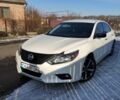 Білий Ніссан Альтіма, об'ємом двигуна 2.5 л та пробігом 135 тис. км за 12000 $, фото 3 на Automoto.ua