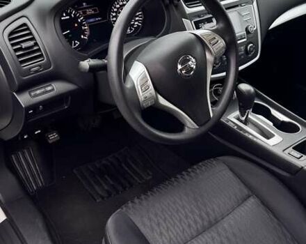 Белый Ниссан Альтима, объемом двигателя 2.5 л и пробегом 75 тыс. км за 11999 $, фото 17 на Automoto.ua