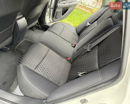 Білий Ніссан Альтіма, об'ємом двигуна 2.49 л та пробігом 87 тис. км за 10300 $, фото 19 на Automoto.ua