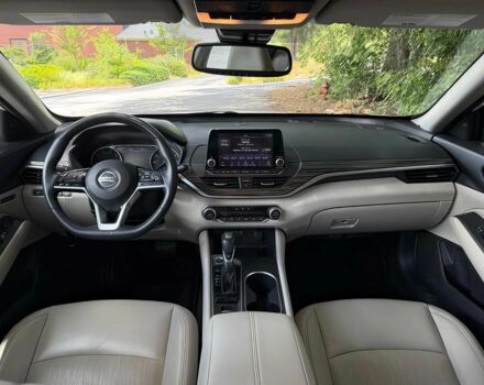 Білий Ніссан Альтіма, об'ємом двигуна 2.5 л та пробігом 31 тис. км за 6300 $, фото 6 на Automoto.ua