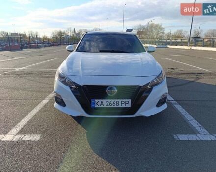 Білий Ніссан Альтіма, об'ємом двигуна 2.5 л та пробігом 174 тис. км за 12900 $, фото 3 на Automoto.ua