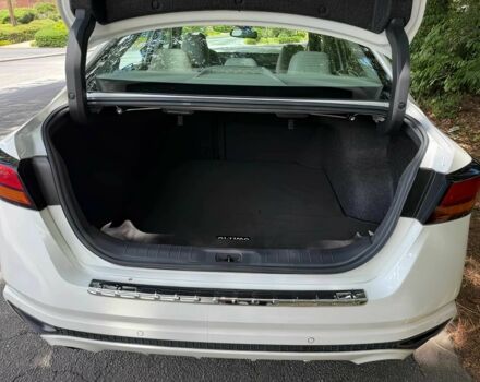 Білий Ніссан Альтіма, об'ємом двигуна 2.5 л та пробігом 31 тис. км за 6300 $, фото 10 на Automoto.ua