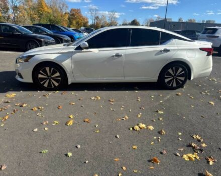 Белый Ниссан Альтима, объемом двигателя 2.5 л и пробегом 36 тыс. км за 6400 $, фото 2 на Automoto.ua