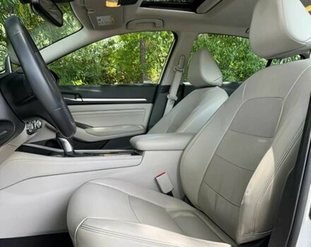 Білий Ніссан Альтіма, об'ємом двигуна 2.5 л та пробігом 31 тис. км за 6300 $, фото 5 на Automoto.ua