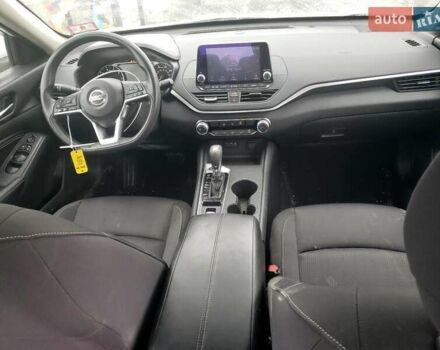 Білий Ніссан Альтіма, об'ємом двигуна 2.49 л та пробігом 48 тис. км за 2600 $, фото 7 на Automoto.ua